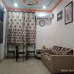 Kartik Homestay With Kitchen